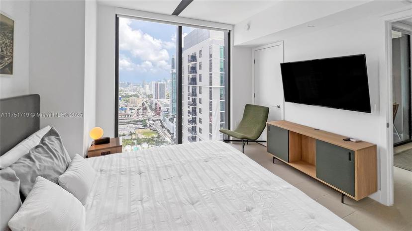 Picture of 601 NE 1St Ave # 3813, Miami FL 33132