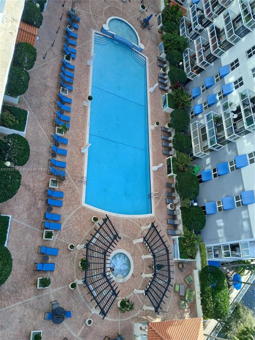 Picture of 5077 NW 7Th St # 1404, Miami FL 33126