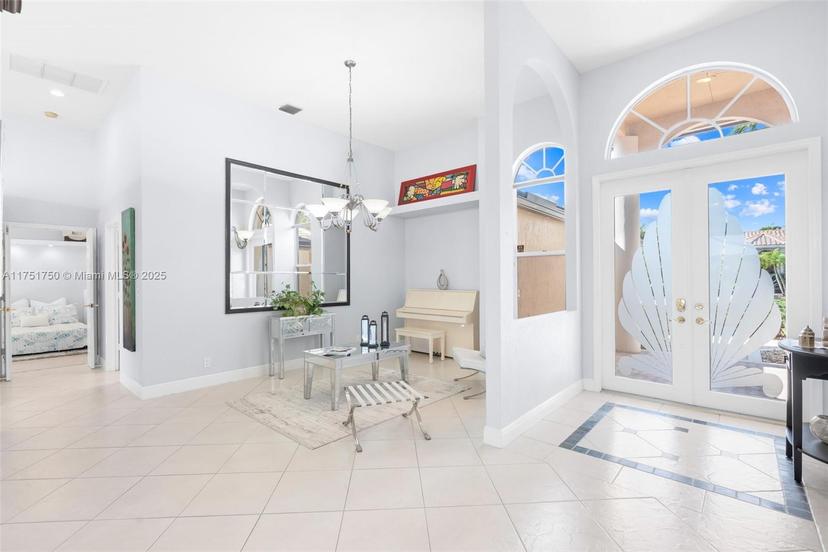 Picture of 5135 Kensington Cir, Coral Springs FL 33076