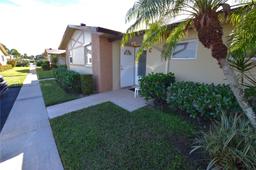 Picture of 2862 W Crosley Dr # C, West Palm Beach, FL 33415