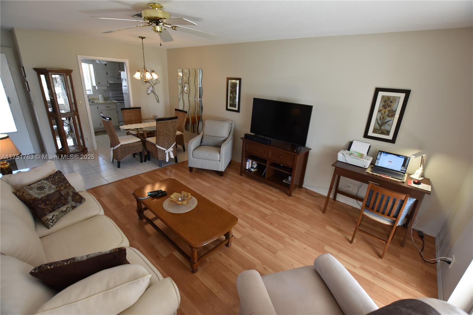 Picture of 2862 W Crosley Dr # C, West Palm Beach, FL 33415