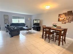 Picture of 8931 N New River Canal Rd # 4C, Plantation, FL 33324