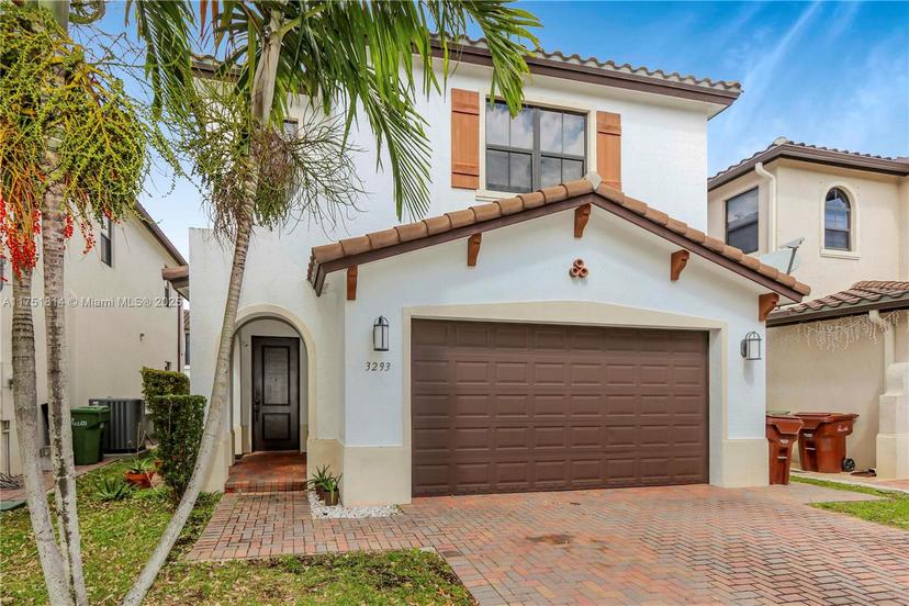 Picture of 3293 W 98Th Pl, Hialeah FL 33018