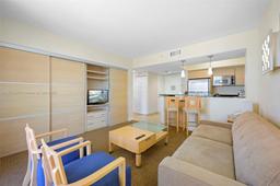 Picture of 18683 Collins Ave # 1105, Sunny Isles Beach, FL 33160