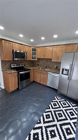 Picture of 514 NE 211Th Ter # 514, Miami, FL 33179