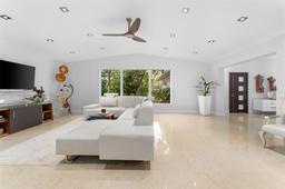 Picture of 6784 SW 97Th St, Pinecrest, FL 33156