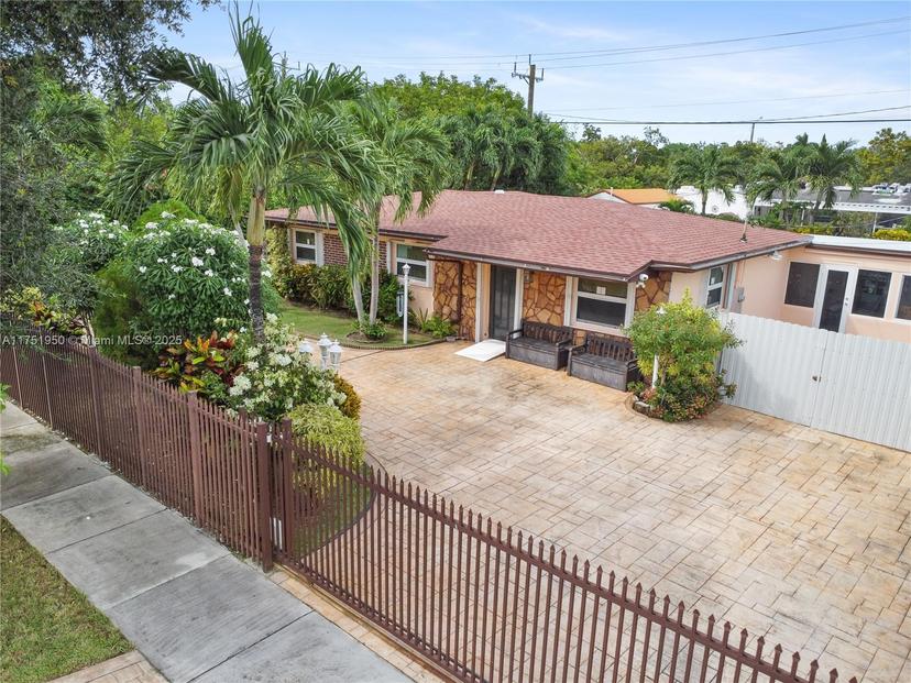 Picture of 10231 SW 213Th St, Cutler Bay FL 33189