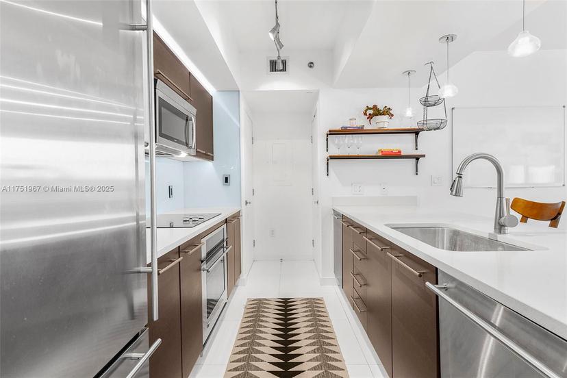 Picture of 55 SE 6Th St # 2405, Miami FL 33131
