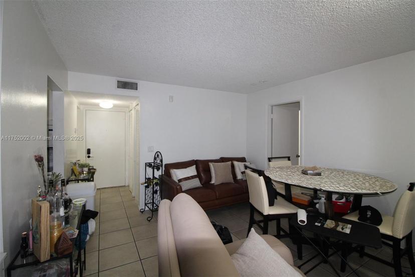 Picture of 21133 SW 85Th Ave # 112, Cutler Bay FL 33189