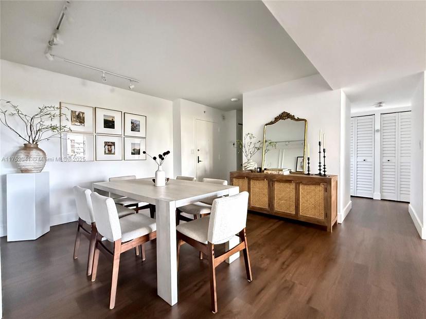 Picture of 600 Biltmore Way # 215, Coral Gables FL 33134