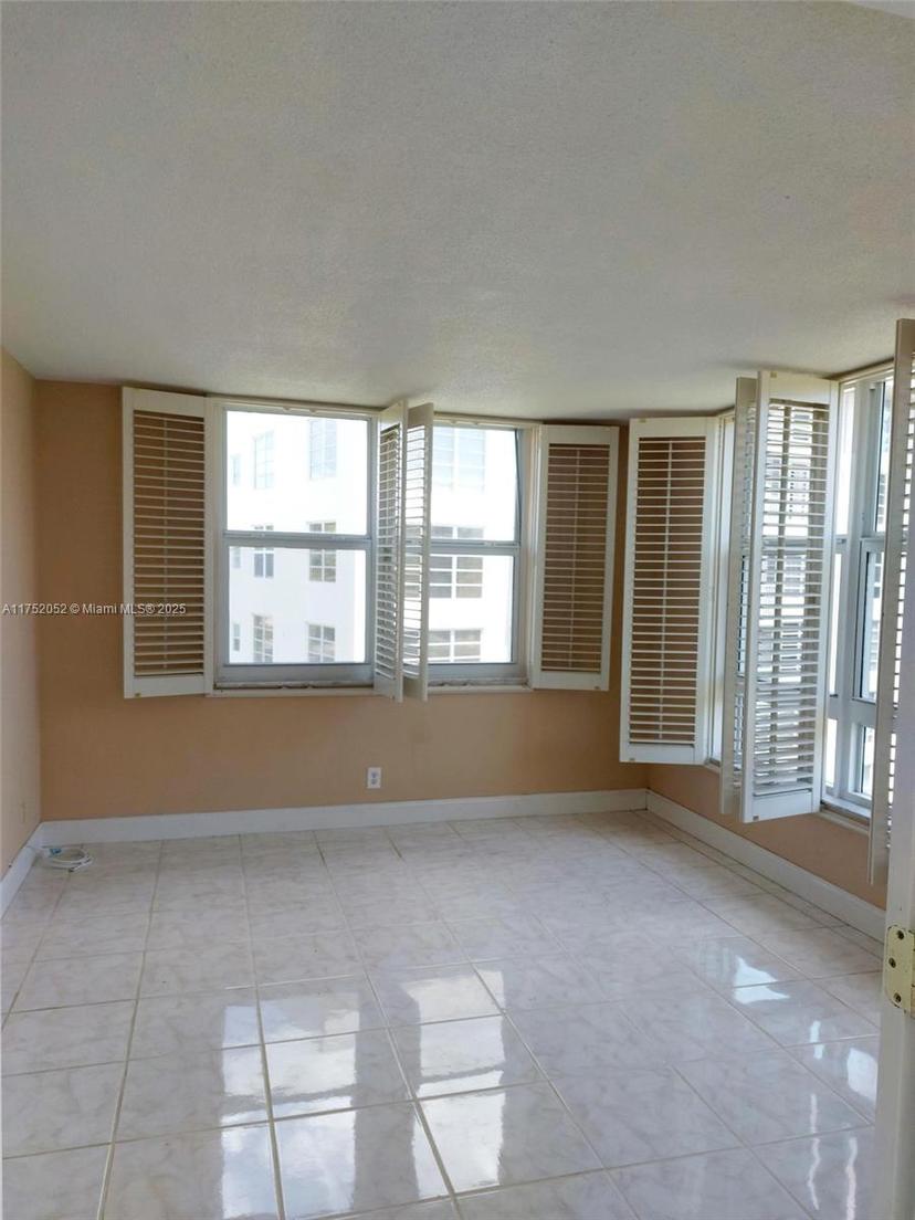 Picture of 2650 S Course Dr # 410, Pompano Beach FL 33069