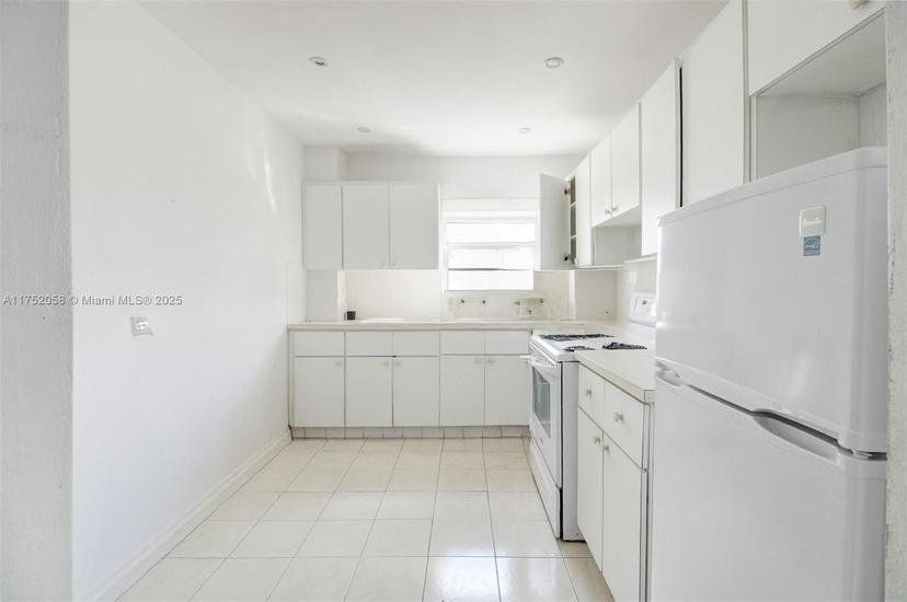 Picture of 1000 Michigan Ave # 208, Miami Beach FL 33139