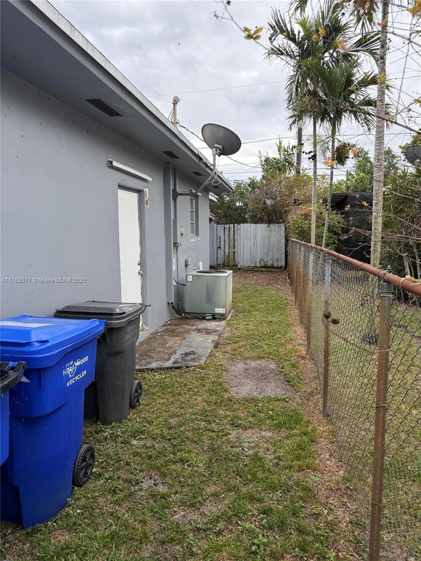 Picture of 5360 Fletcher St, Hollywood FL 33021