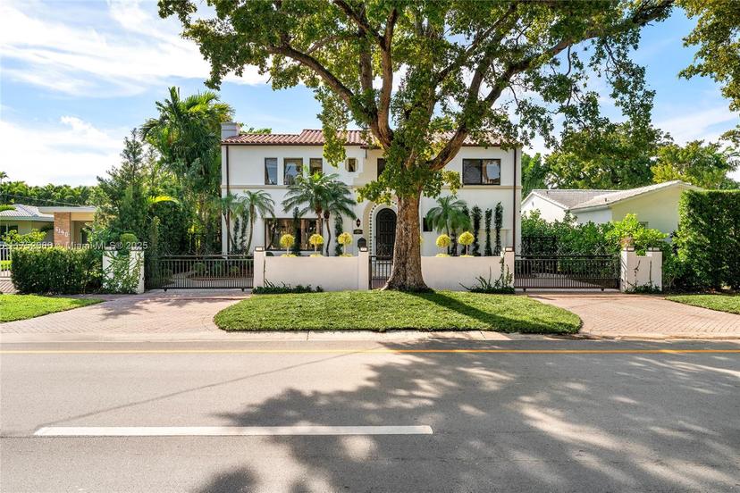 Picture of 6146 Pine Tree Dr, Miami Beach FL 33140
