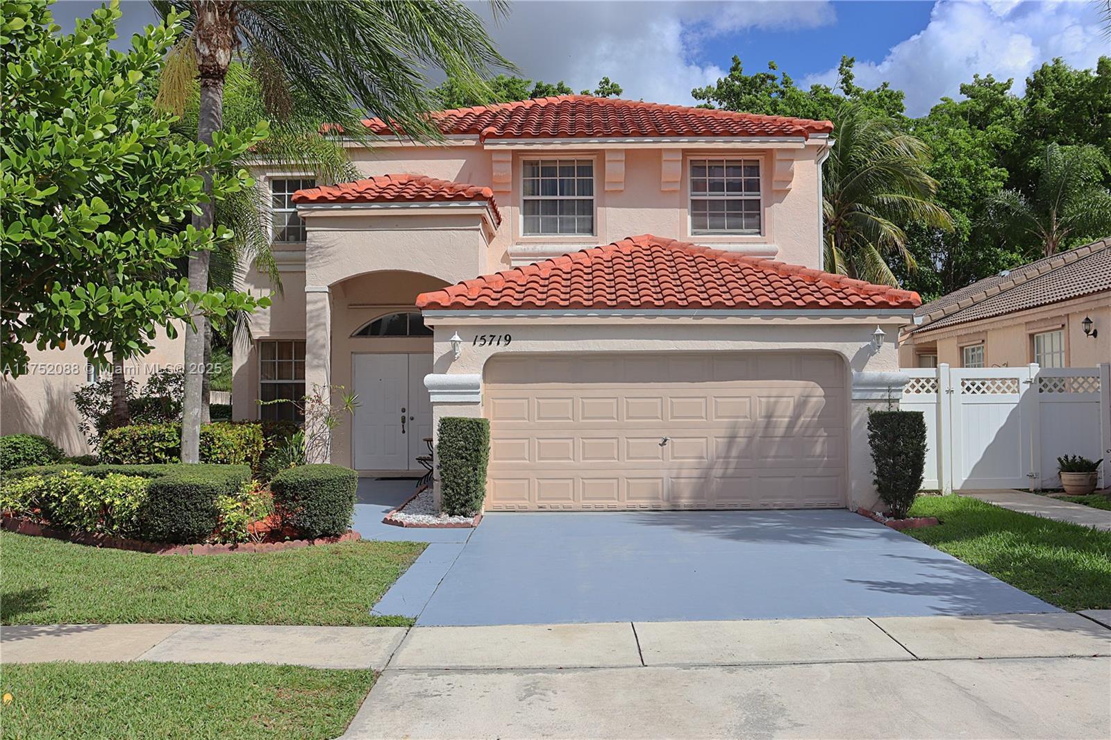 Picture of 15719 NW 4Th St, Pembroke Pines, FL 33028