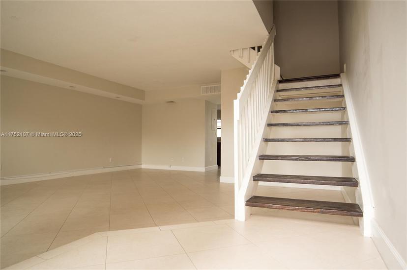 Picture of 1239 NW 122Nd Ter, Pembroke Pines FL 33026