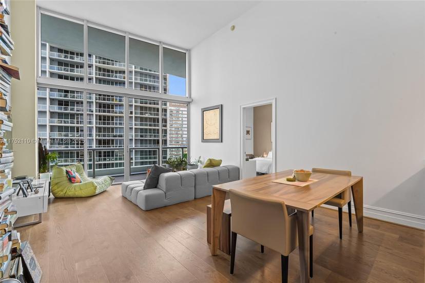 Picture of 475 Brickell Ave # 2809, Miami FL 33131
