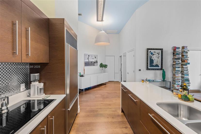 Picture of 475 Brickell Ave # 2809, Miami FL 33131