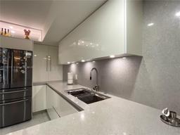 Picture of 1301 NE Miami Gardens Dr # 501W, Miami, FL 33179