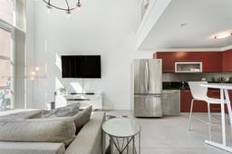 Picture of 253 NE 2Nd St # 618, Miami, FL 33132
