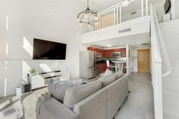 Picture of 253 NE 2Nd St # 618, Miami, FL 33132