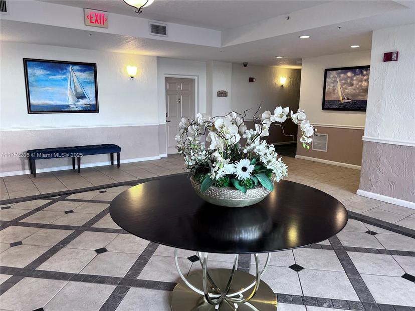 Picture of 1801 N Flagler Dr # 905, West Palm Beach FL 33407