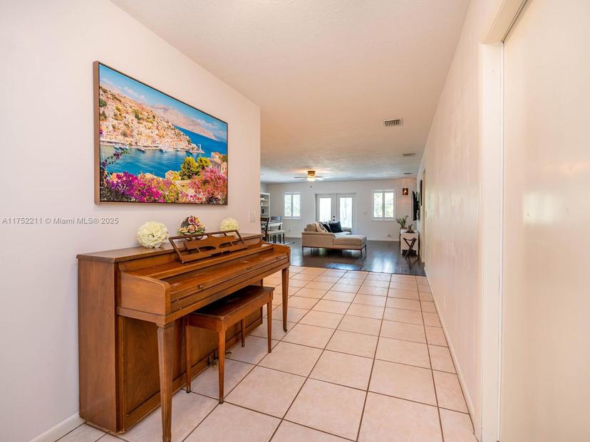 Picture of 1801 SW 28Th Way, Fort Lauderdale FL 33312