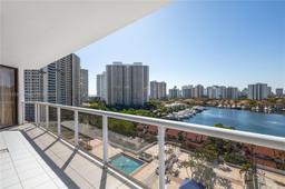 Picture of 3640 Yacht Club Dr # 1209, Aventura, FL 33180