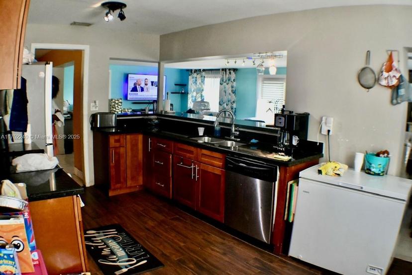 Picture of 3622 NW 34Th St, Lauderdale Lakes FL 33309