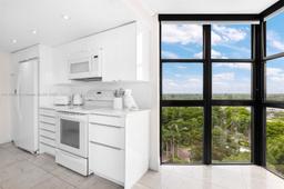 Picture of 1000 Quayside Ter # 1411, Miami, FL 33138