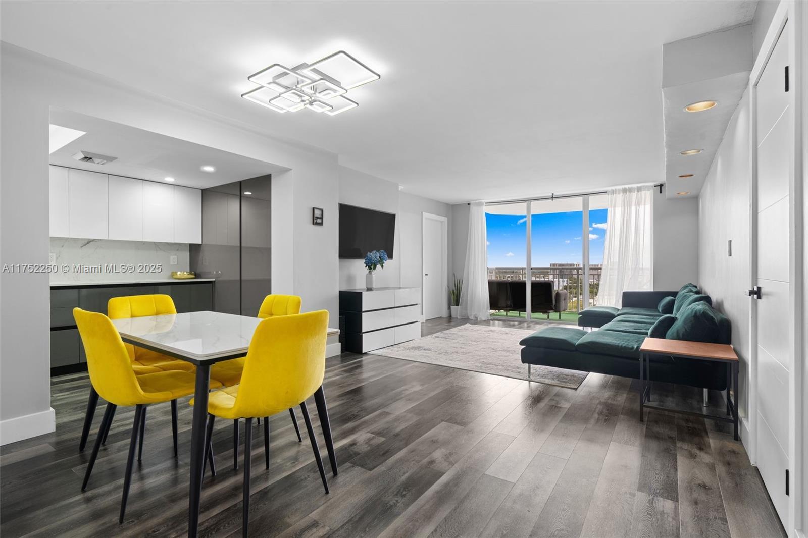 Picture of 18011 Biscayne Blvd # 1602, Aventura, FL 33160