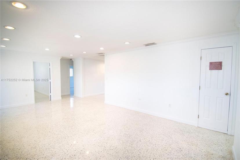 Picture of 455 SW 121St Ave, Miami FL 33184