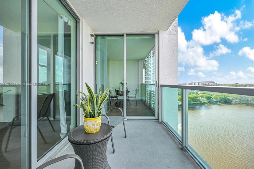 Picture of 2681 N Flamingo Rd # 1103S, Sunrise FL 33323