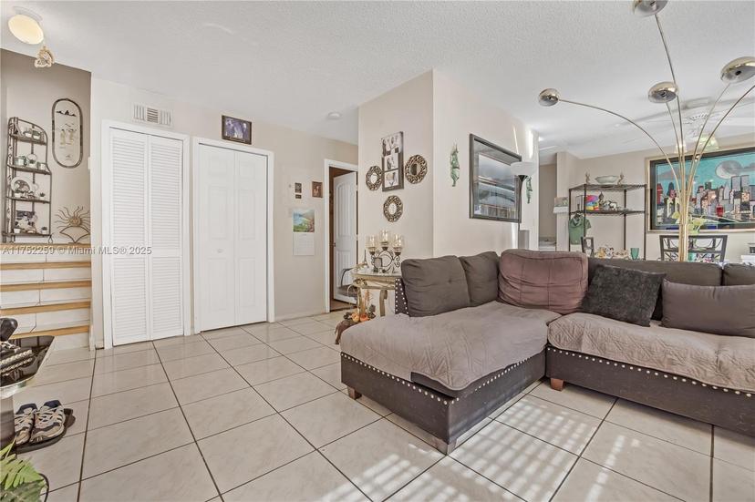 Picture of 265 NE 12Th Ave # 265, Homestead FL 33030
