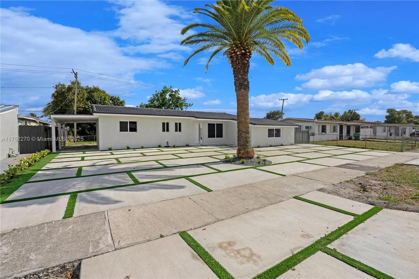 Picture of 5300 NW 181St Ter, Miami Gardens FL 33055