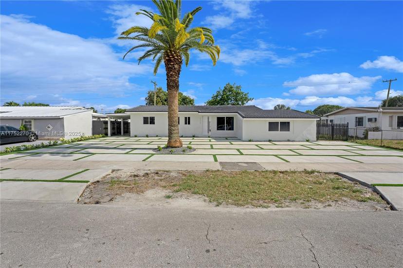 Picture of 5300 NW 181St Ter, Miami Gardens FL 33055