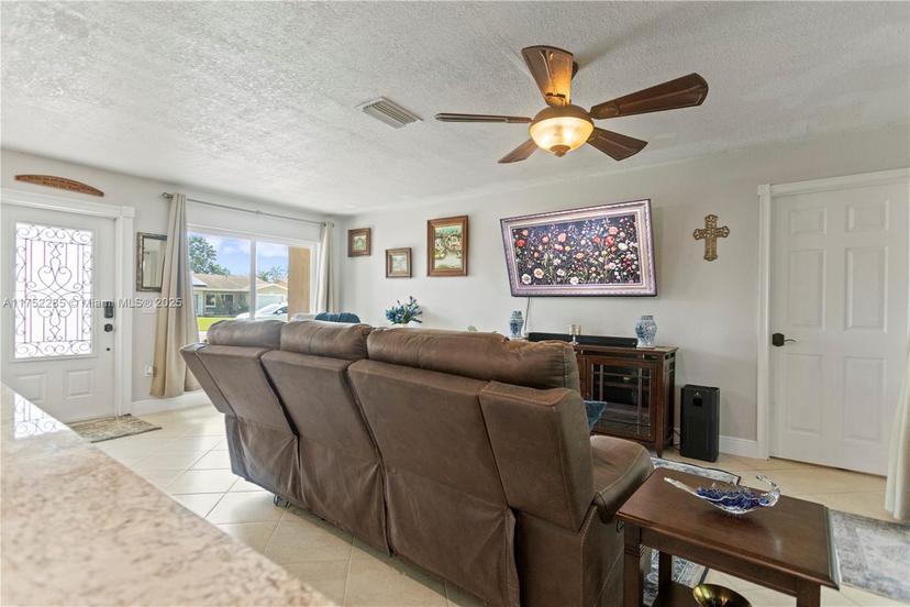 Picture of 11441 NW 37Th Pl, Sunrise FL 33323