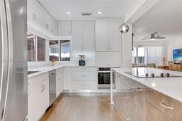Picture of 9165 Garland Ave, Surfside, FL 33154