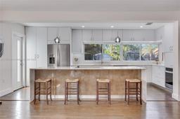 Picture of 9165 Garland Ave, Surfside, FL 33154