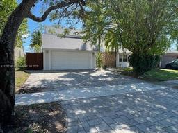 Picture of 1350 S Fieldlark Ln, Homestead, FL 33035