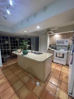 Picture of 1350 S Fieldlark Ln, Homestead, FL 33035