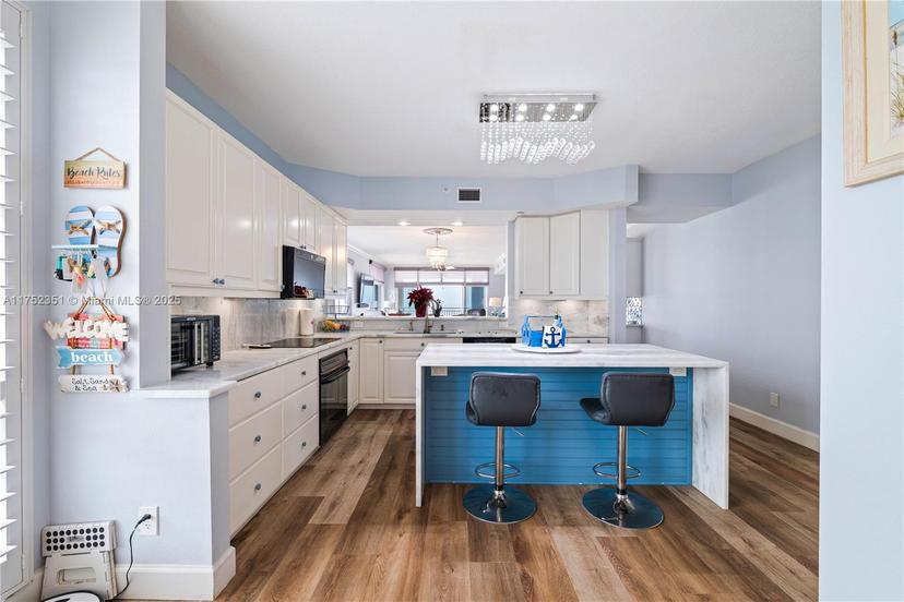 Picture of 2 15 Ave # 301, Other City - In The State Of Florida FL 33785