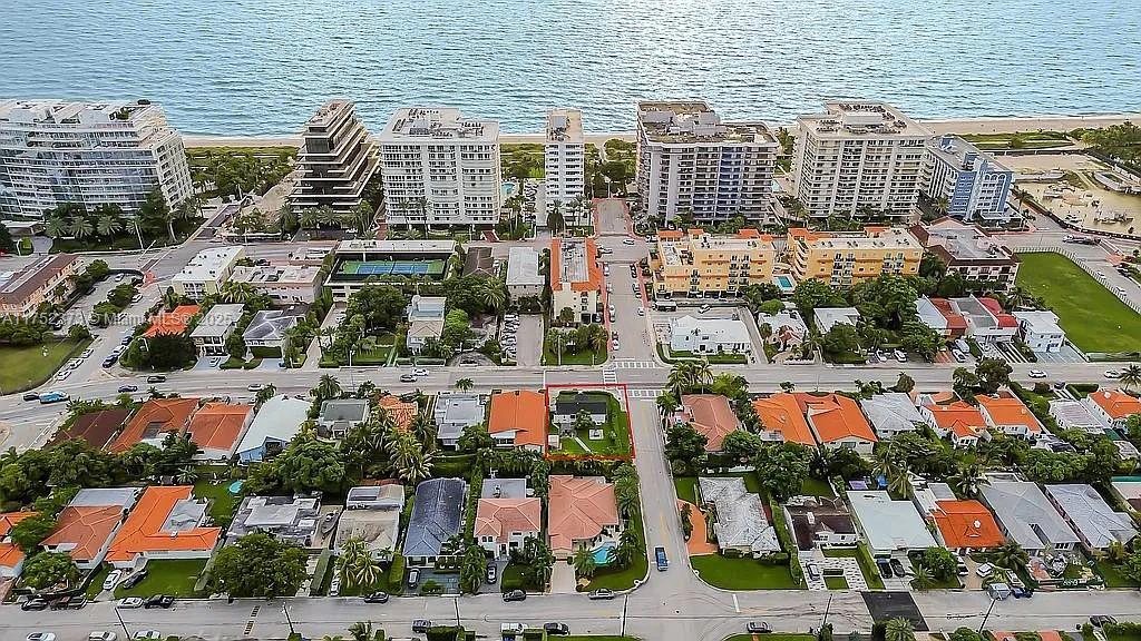 Picture of 8900 Harding Ave, Surfside, FL 33154