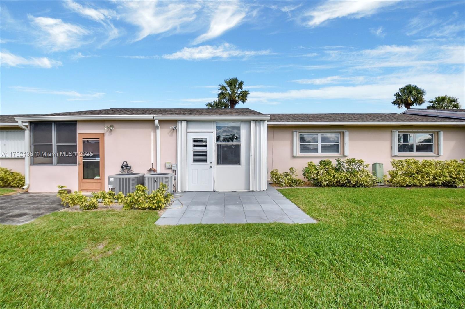 Picture of 2775 W Dudley Dr W, West Palm Beach, FL 33415