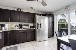 Picture of 912 NE 27Th Ave # 912, Hallandale Beach, FL 33009