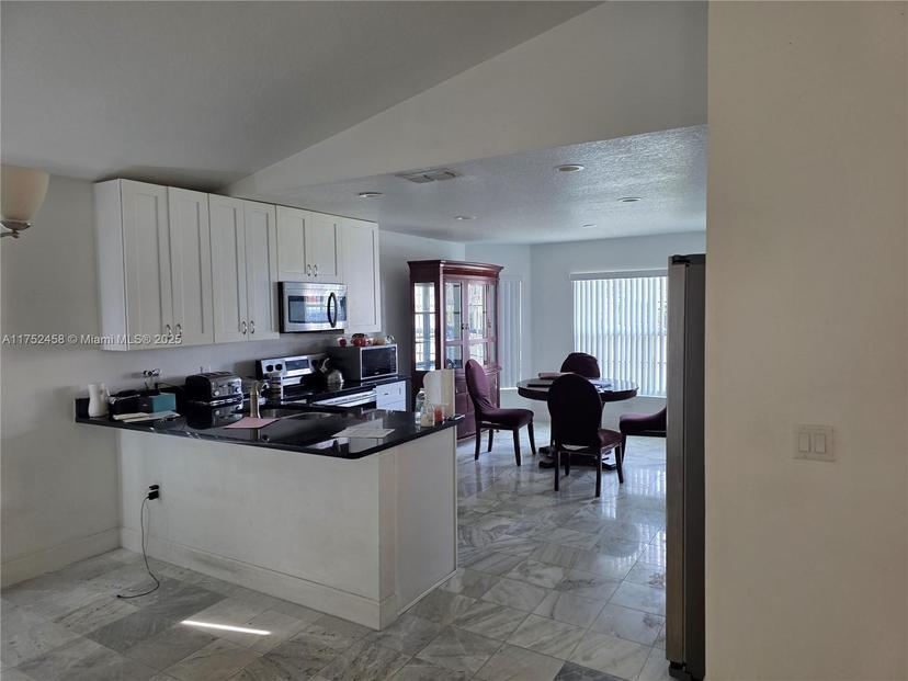 Picture of 339 Drum Ct, Other City - In The State Of Florida FL 34759
