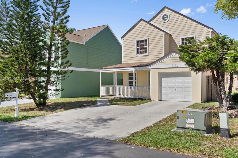 Picture of 11719 SW 113Th Ter, Miami FL 33186