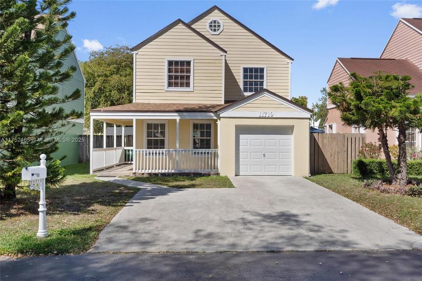 Picture of 11719 SW 113Th Ter, Miami FL 33186