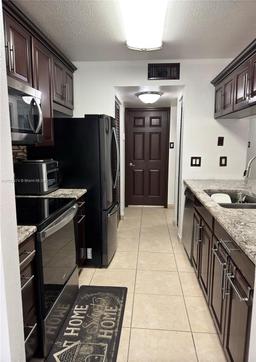 Picture of 15751 SW 106Th Ter # 108, Miami, FL 33196
