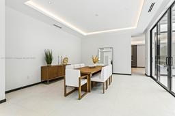 Picture of 8000 SW 62 Ct, Miami, FL 33143